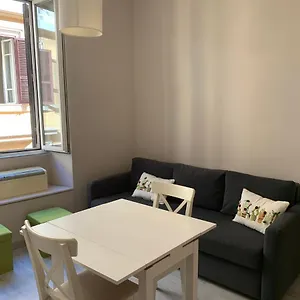 https://cavours-home.it-romehotels.com